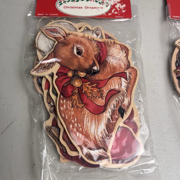 Christmas Die Cut Wood Ornaments Set 8 Vintage Deer Birds Squirrel Rabbit 1993 - Picture 4 of 10